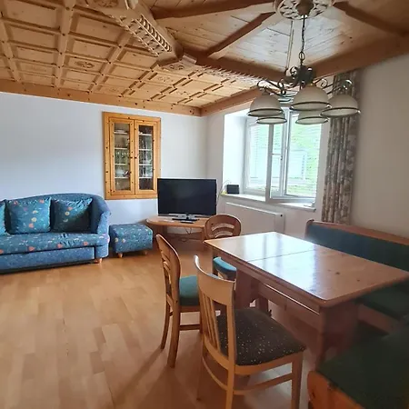 Haus Schierl Aparthotel *